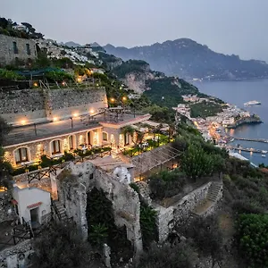 Tenuta Dell'al.ma. Amalfi
